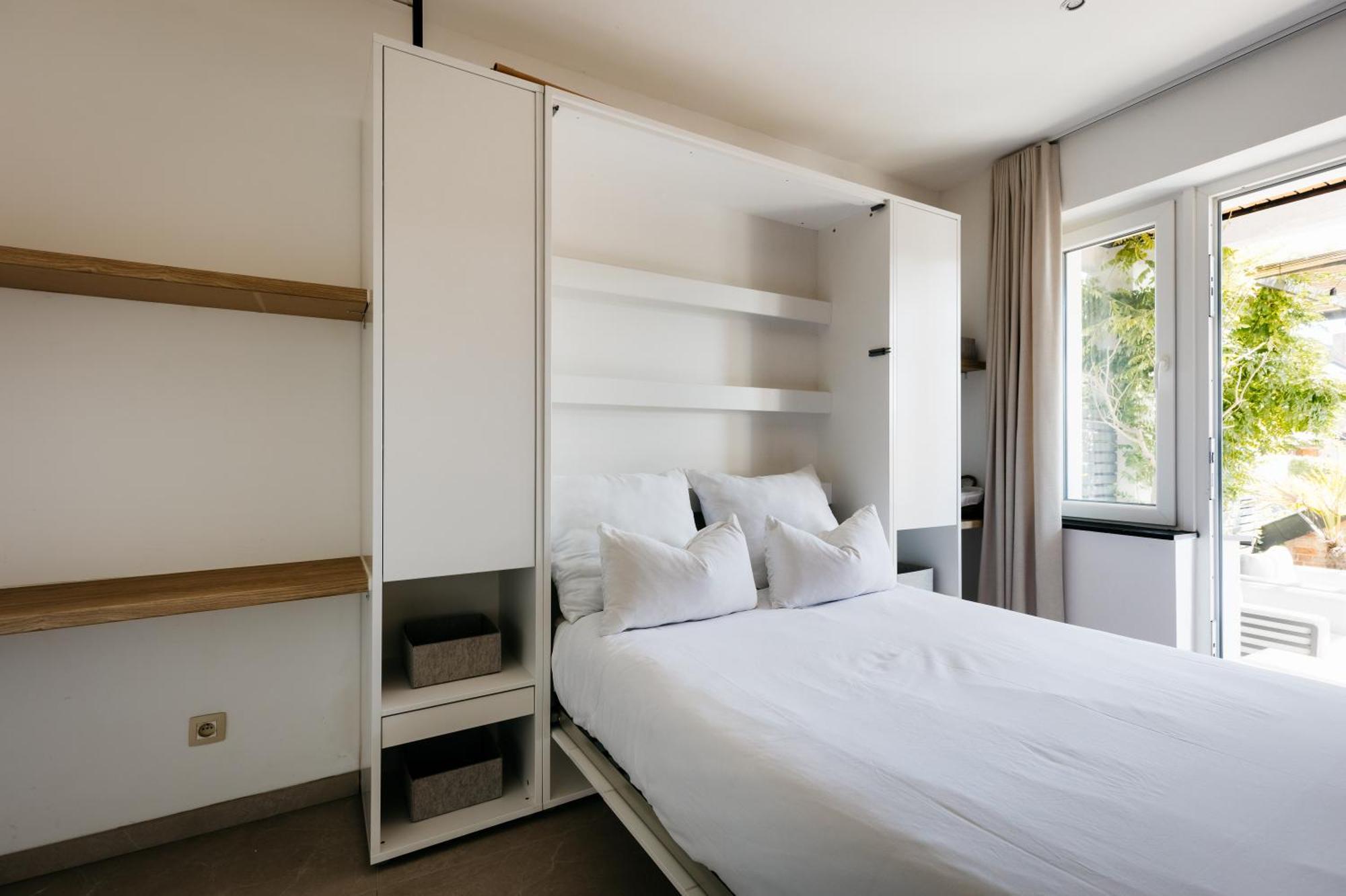 The Edgewater Suites - Park View Namur Esterno foto