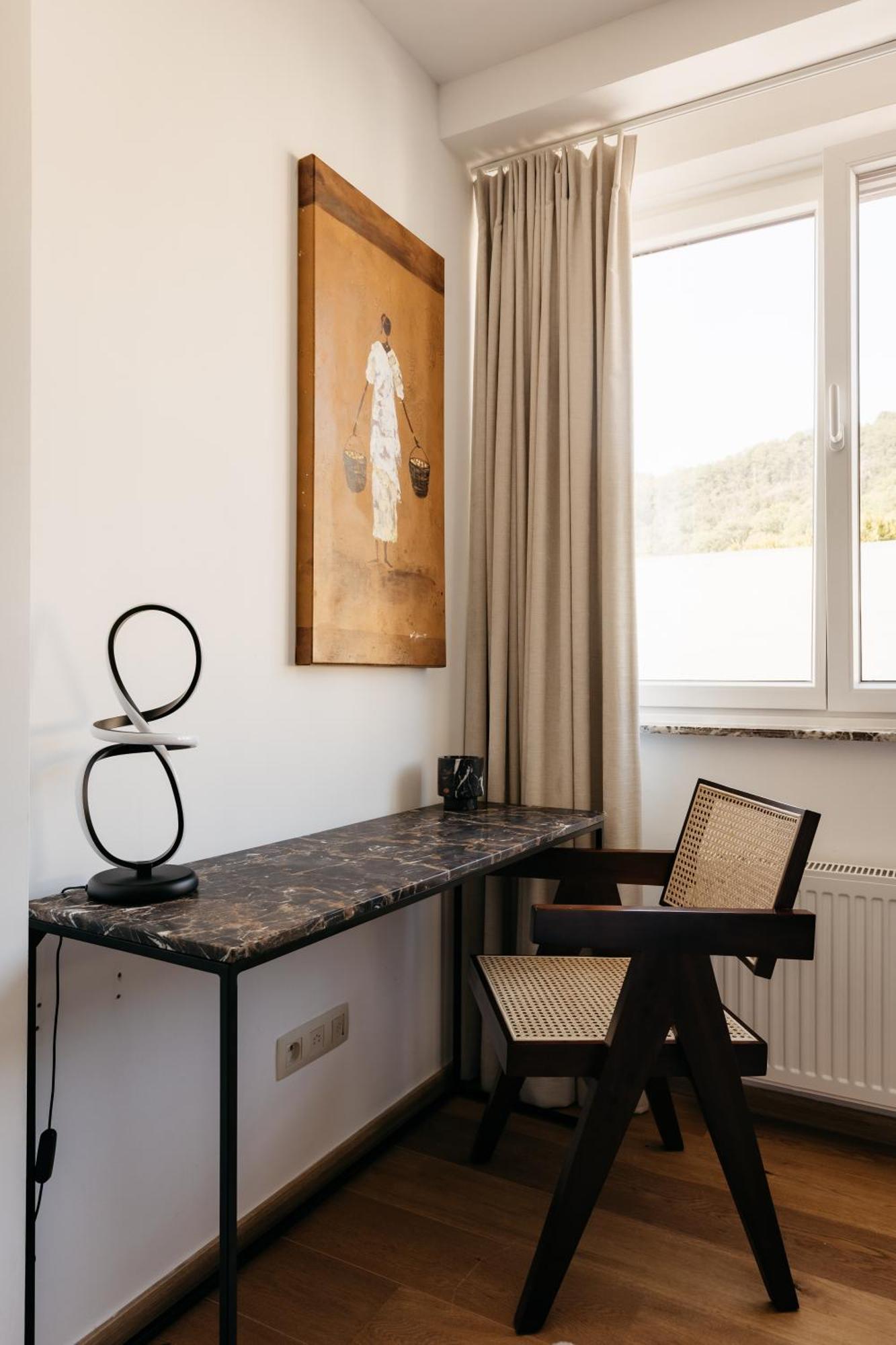 The Edgewater Suites - Park View Namur Esterno foto