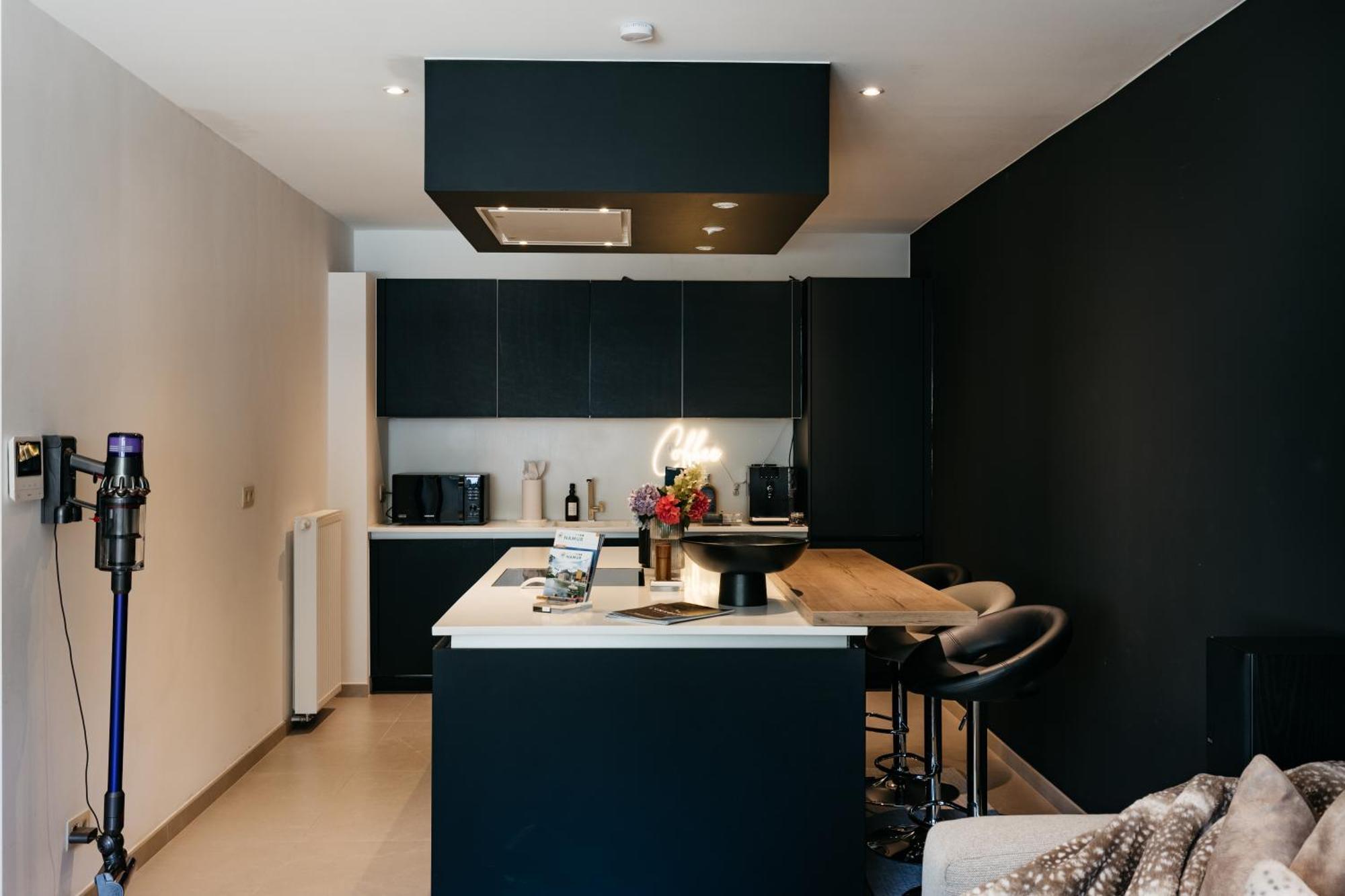 The Edgewater Suites - Park View Namur Esterno foto