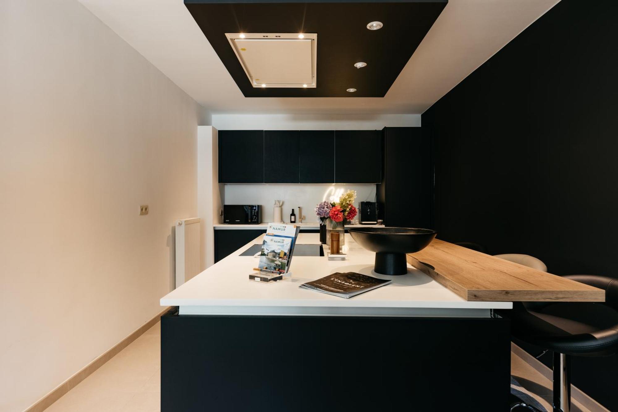 The Edgewater Suites - Park View Namur Esterno foto